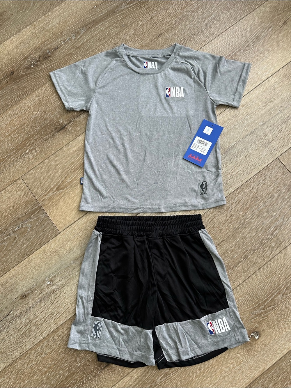 NWT kids nba set